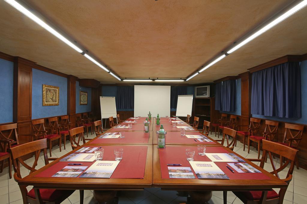 Hotel Abacus Porto Mantovano Esterno foto