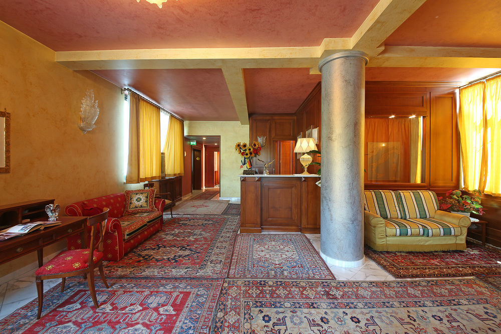 Hotel Abacus Porto Mantovano Esterno foto